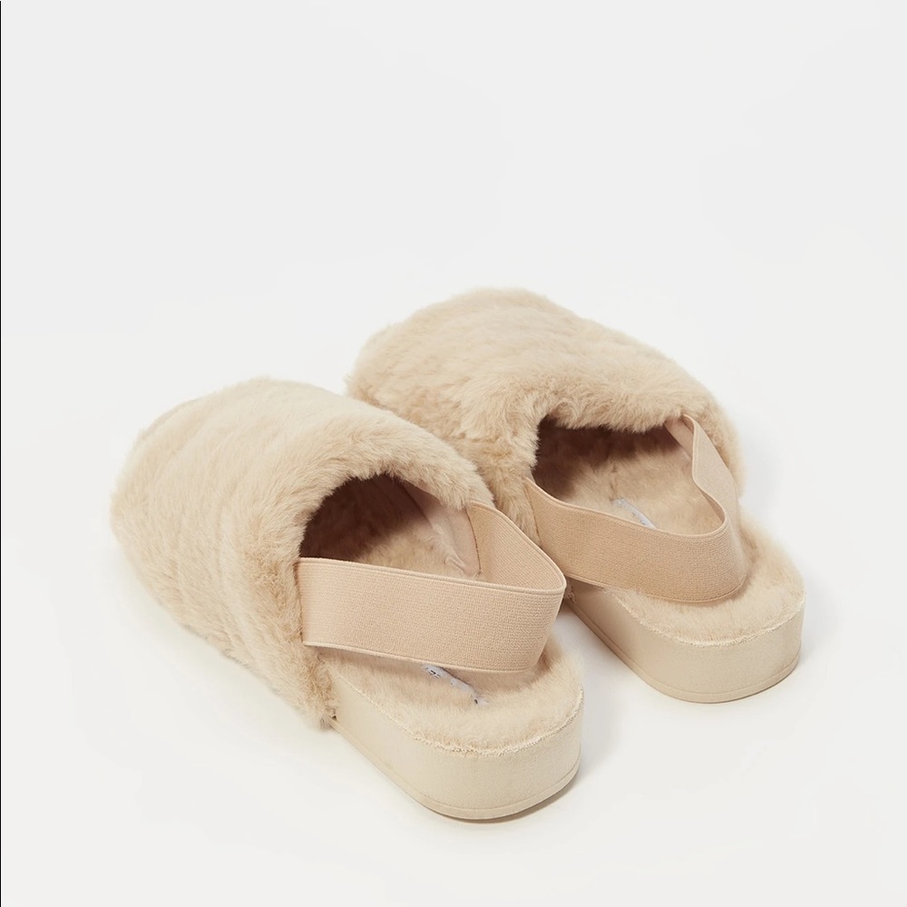 Strap Back Fuzzy Slippers - Picture 2 of 7
